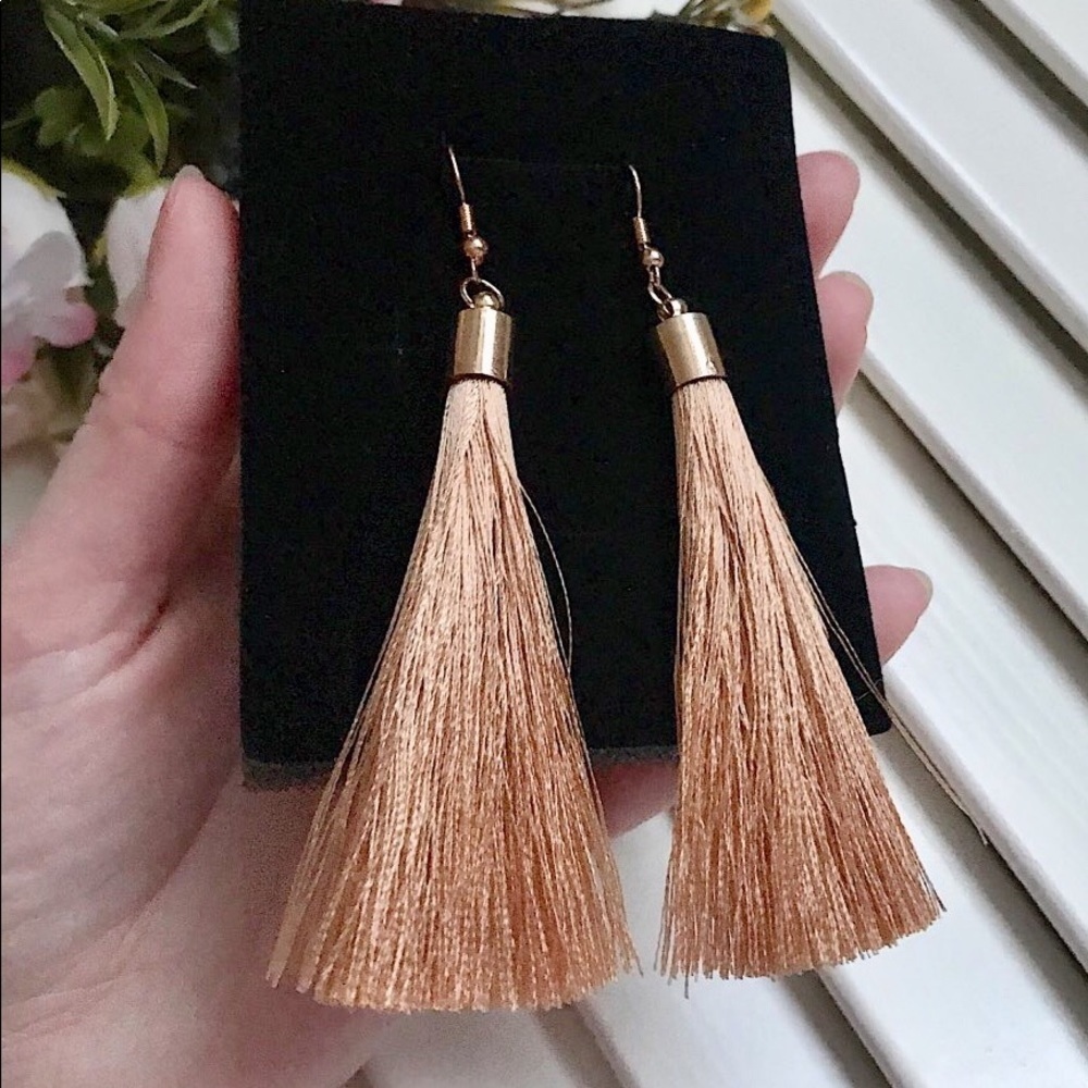 BOGO: Ofelia Oatmeal Tassel Earrings